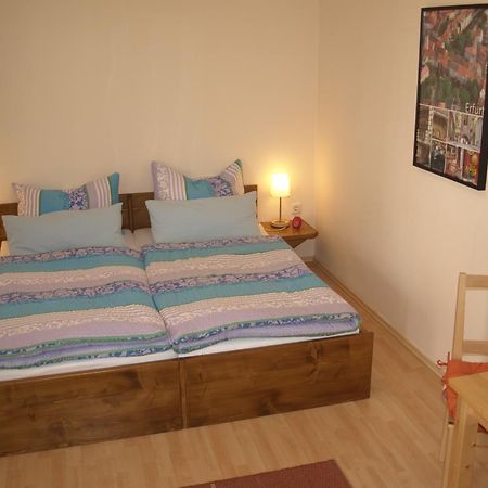 Gaestehaus In Der Gotthardtstrasse Erfurt Bagian luar foto