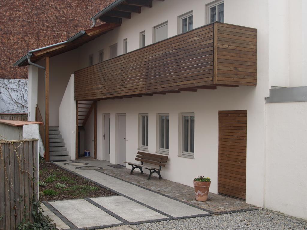 Gaestehaus In Der Gotthardtstrasse Erfurt Bagian luar foto